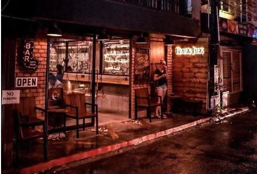 Blackjack Bar & Hostel · Chaweng